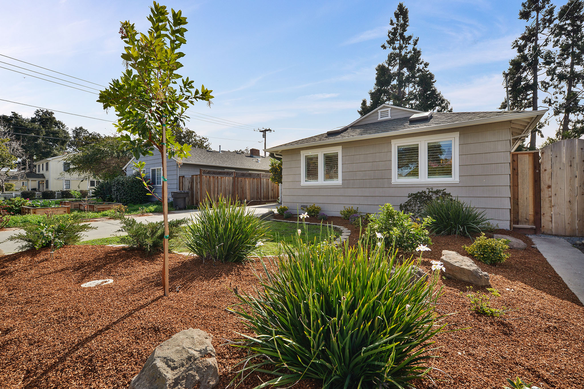 Image number 1 for slideshow of 223 Vincent Drive | Mountain View, CA 94041 |